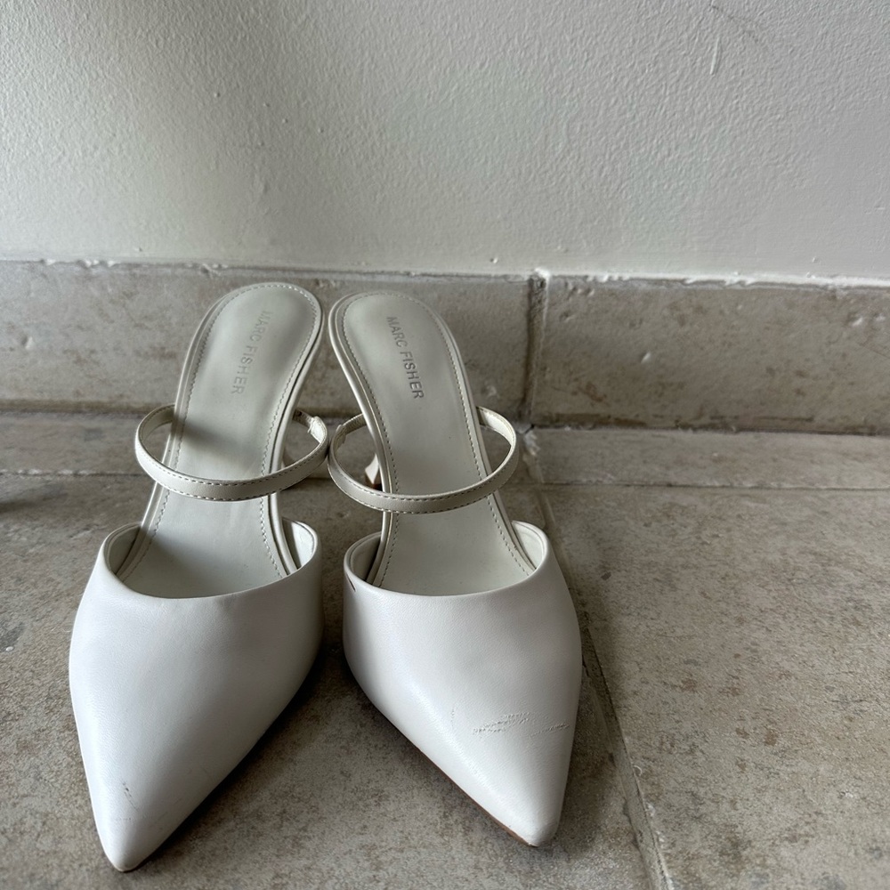 Mark Fisher White Pointed-Toe Women's Mule Heels